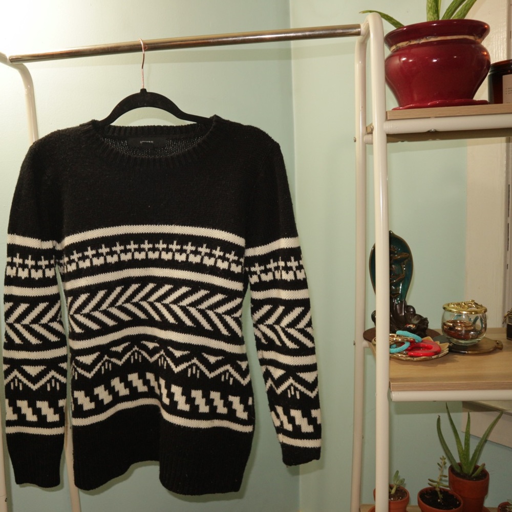 Black & White Patterned Sweater